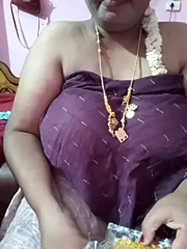 Snapshot of tamil_lathikaaa chatting on June 29, 5:13 pm tamil lathikaaa online show from June 29, 5:13 pm
