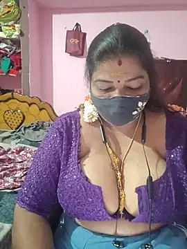 Snapshot of tamil_lathikaaa chatting on July 5, 5:31 pm tamil lathikaaa online show from July 5, 5:31 pm