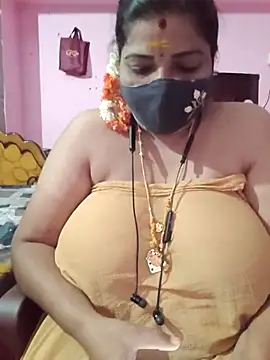 Snapshot of tamil_lathikaaa chatting on July 8, 5:17 pm tamil lathikaaa online show from July 8, 5:17 pm