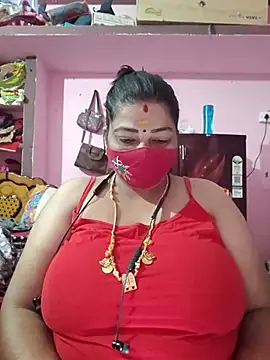 Snapshot of tamil_lathikaaa chatting on July 16, 4:18 am tamil lathikaaa online show from July 16, 4:18 am
