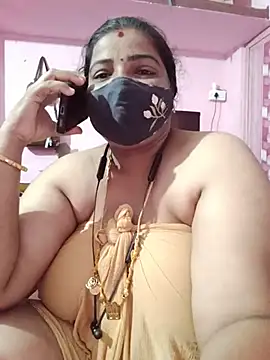 Snapshot of tamil_lathikaaa chatting on July 24, 5:49 am tamil lathikaaa online show from July 24, 5:49 am