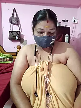 Snapshot of tamil_lathikaaa chatting on July 24, 8:29 pm tamil lathikaaa online show from July 24, 8:29 pm