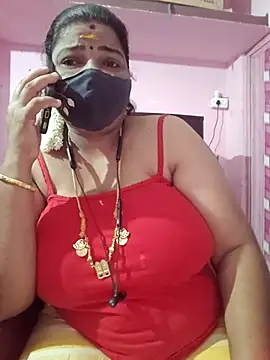 Snapshot of tamil_lathikaaa chatting on July 29, 3:04 am tamil lathikaaa online show from July 29, 3:04 am