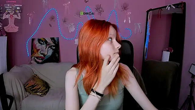 cassandra nik online show from April 30, 5:58 am