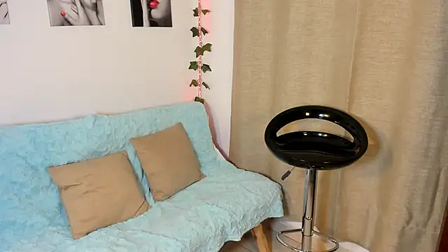Snapshot of Rebeca_Marchetti chatting on August 3, 8:56 pm Rebeca Marchetti online show from August 3, 8:56 pm