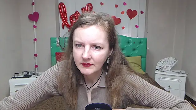 Snapshot of MeganPirs chatting on March 10, 6:18 am MeganPirs online show from March 10, 6:18 am