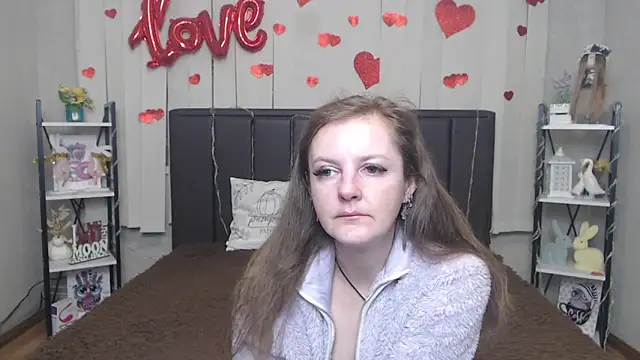 MeganPirs online show from April 23, 5:15 pm
