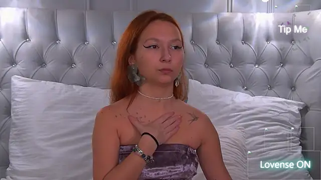JassyCollins online show from June 8, 3:12 pm