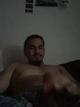 brownbonegangsta13 online show from March 12, 2:34 pm