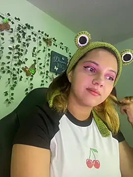 aurora bela online show from March 17, 10:51 am