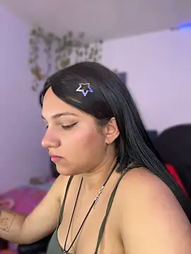 Snapshot of aurora_bela chatting on July 13, 4:54 pm aurora bela online show from July 13, 4:54 pm