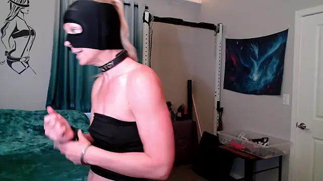shadowpleasures4u online show from June 26, 2:21 pm