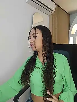 Snapshot of ritzabeth_daniel chatting on July 25, 2:53 am ritzabeth daniel online show from July 25, 2:53 am