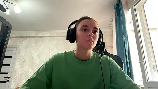 PluralPalaver online show from March 6, 8:33 am