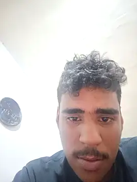 luis230436 online show from February 26, 12:42 am