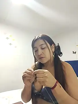 violetax2 online show from March 10, 11:43 pm