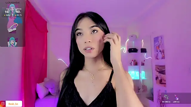 Snapshot of IamAndrea01 chatting on May 3, 8:26 pm IamAndrea01 online show from May 3, 8:26 pm