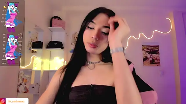 Snapshot of IamAndrea01 chatting on May 31, 7:37 pm IamAndrea01 online show from May 31, 7:37 pm