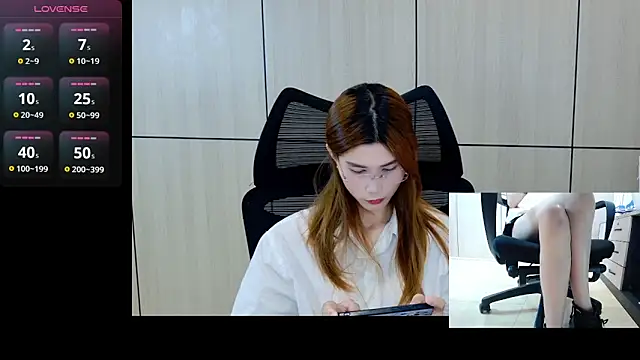 zhen-68 online show from May 2, 2:49 am