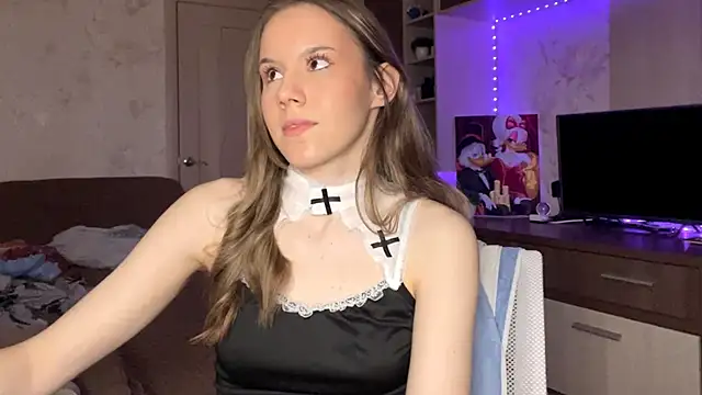 PrettyReal online show from March 11, 12:44 pm