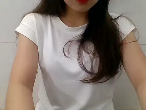 Snapshot of kiraa-007 chatting on June 5, 3:29 pm kiraa-007 online show from June 5, 3:29 pm