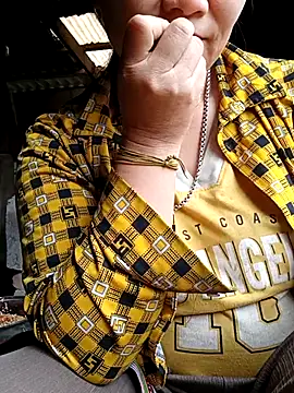 Lindxx-hot online show from April 24, 12:35 am
