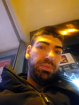 chicnormal35 online show from March 11, 7:31 pm