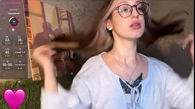 caramel 55 online show from March 12, 12:55 pm