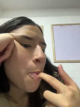 LilyRossi  online show from July 22, 12:52 pm