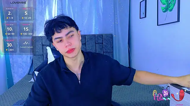 Dantekent online show from June 11, 1:53 pm