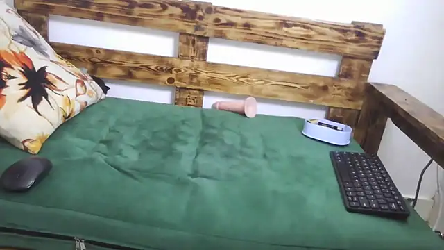 Sassy swee online show from March 12, 3:45 am