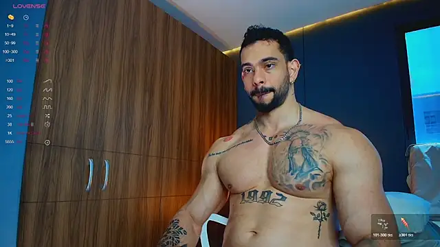 Snapshot of massimo_visconti chatting on June 12, 3:22 pm massimo visconti online show from June 12, 3:22 pm