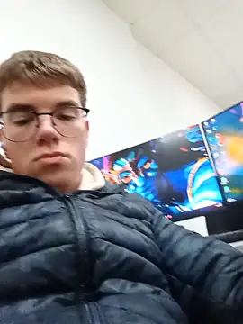 Alejandro27003 online show from March 6, 1:18 pm