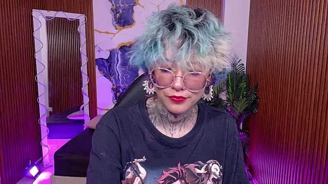 Lyra tay online show from May 30, 7:11 pm