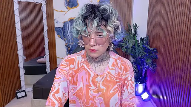 Snapshot of Lyra_tay chatting on July 24, 7:01 pm Lyra tay online show from July 24, 7:01 pm