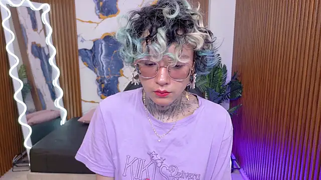 Snapshot of Lyra_tay chatting on July 27, 7:10 pm Lyra tay online show from July 27, 7:10 pm