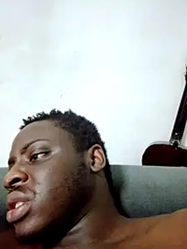 Snapshot of Il_mercenario96 chatting on July 15, 6:13 pm Il mercenario96 online show from July 15, 6:13 pm