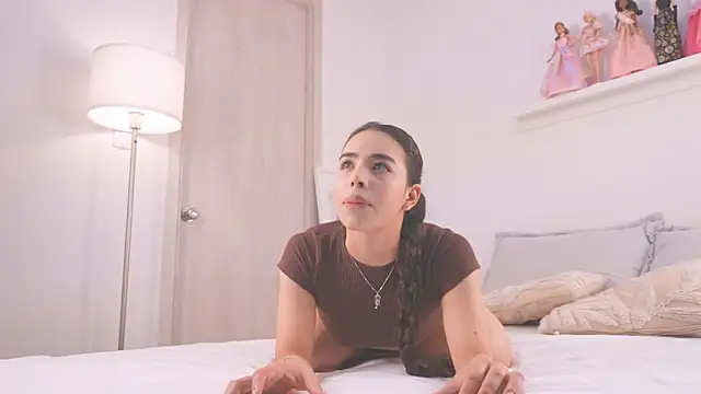 Queen baby02 online show from March 8, 3:32 am