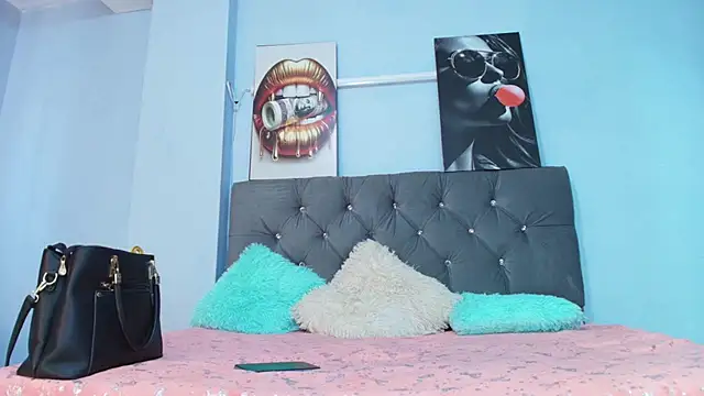 Ebonny Brown online show from February 27, 7:58 pm