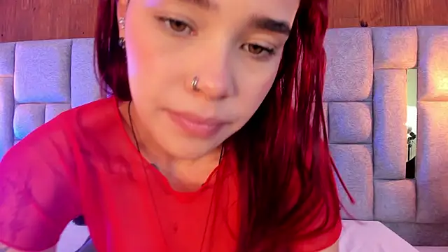 camilaa smith  online show from July 13, 8:33 pm