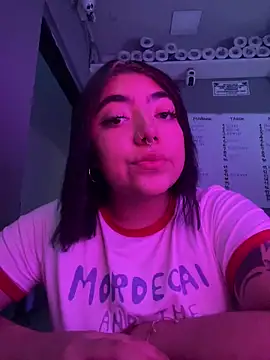 Alessia Walkeer online show from March 2, 7:15 am