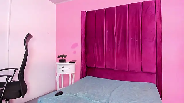 nicoypipeking online show from March 18, 4:04 am