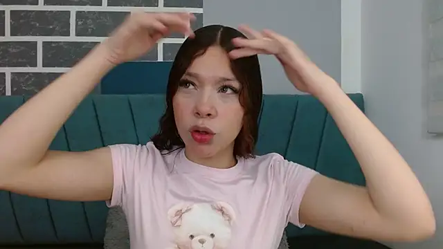 Sweet kitty 05 online show from May 1, 11:42 pm