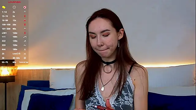 EmilyGray   online show from May 2, 7:13 am