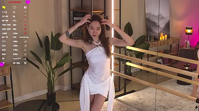 EmilyGray   online show from July 4, 7:58 am
