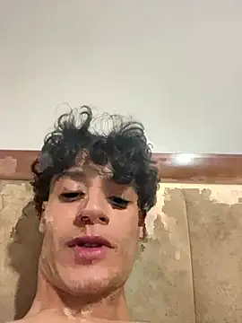 --hot-boy-- online show from July 7, 8:57 pm
