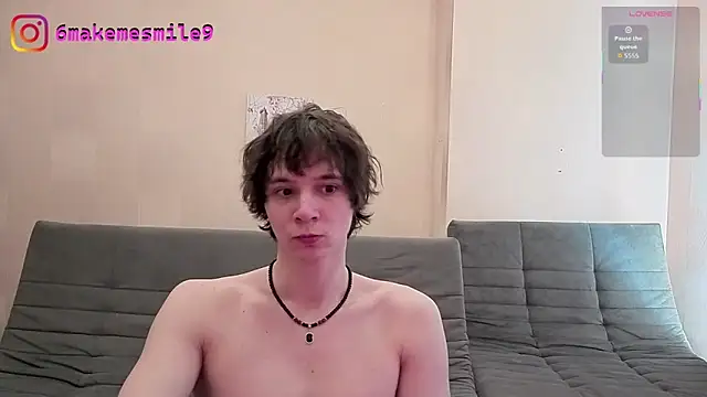 AnthonyCuutie online show from August 2, 7:07 am