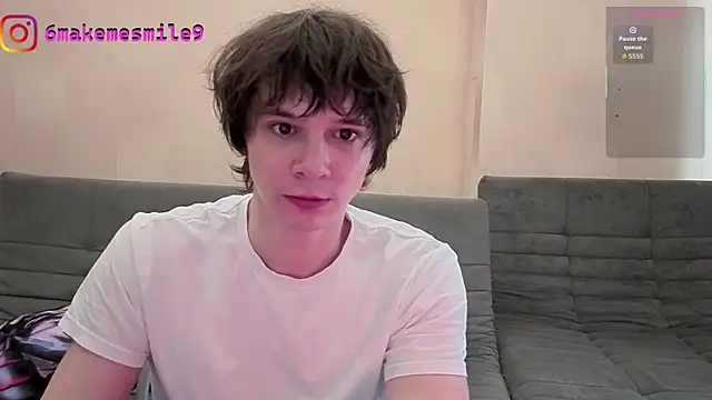 AnthonyCuutie online show from August 6, 4:47 am