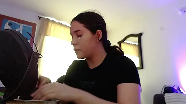 AriaDonatti online show from March 8, 8:45 pm