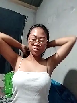 angelpinay44 online show from April 13, 4:56 pm